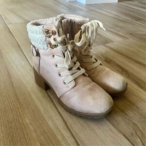 MIA Girls Pink Ankle Boots Lace-Up Cozy Fur Lining Size 3 Casual